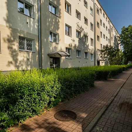 Chopin Lazienki Park شقة *